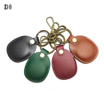 Upscale Keyfob Embossed Customized Keychain Durable Waterproof 13.56MHz NFC Key Tag Leather Keyfob Wearable NFC RFID Keyfob